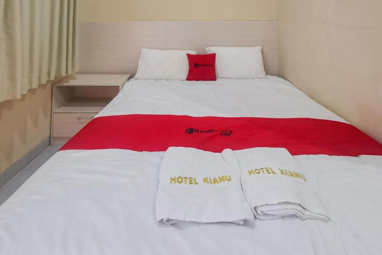 Reddoorz Near Pantai Pancer Door Pacitan Hotel ภายนอก รูปภาพ